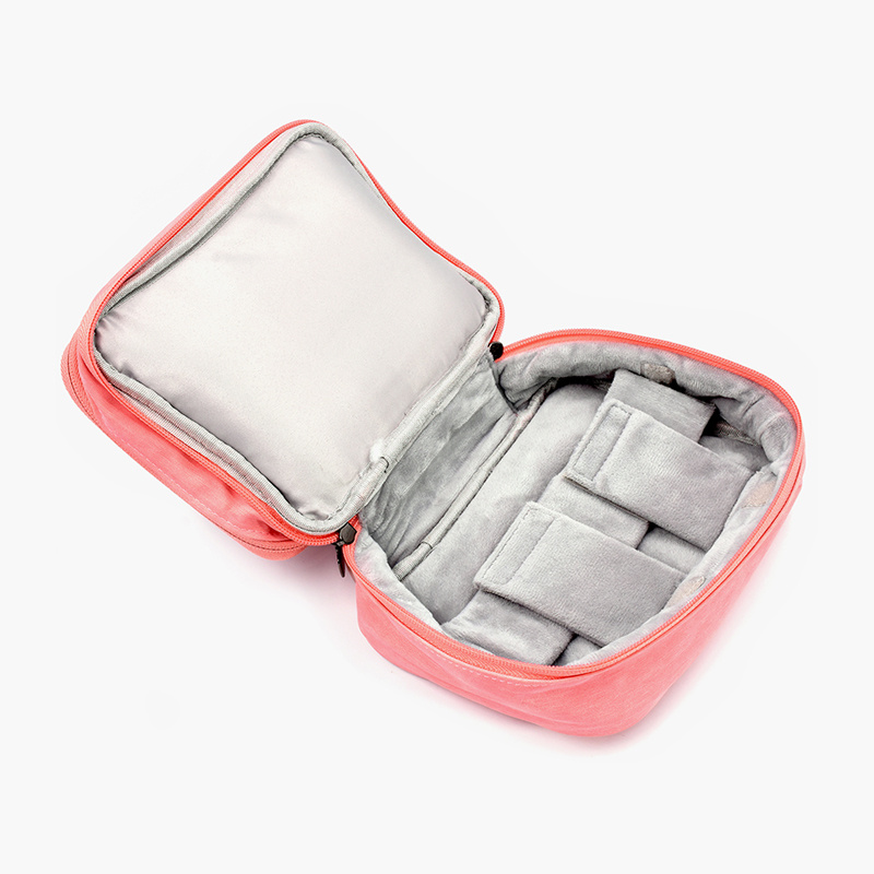 Customized-Pink-Travel-Double-Layer-Makeup-Bag-3